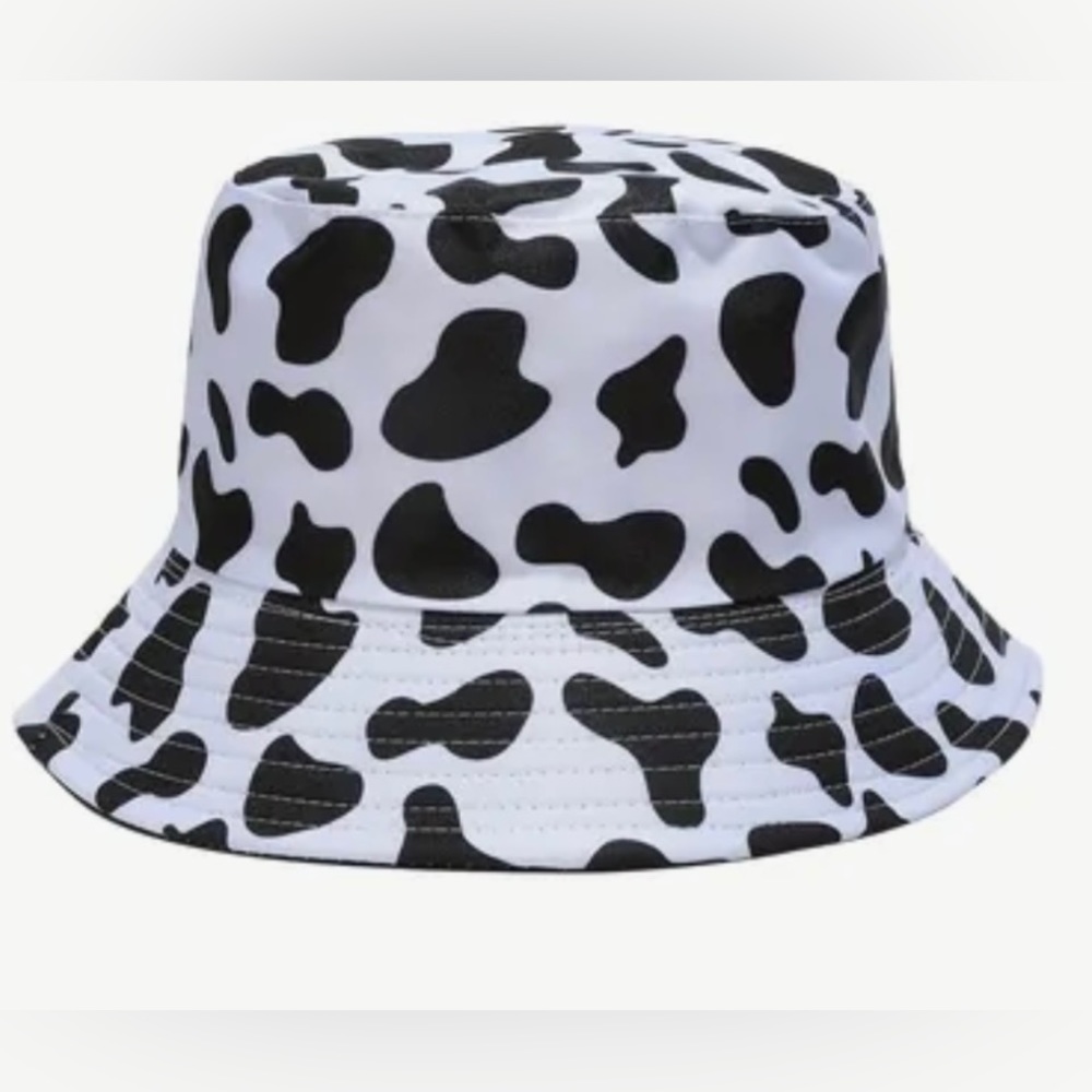 REVERSIBLE! New! tow hat looks in One! -Solid Black or Cow Print Bucket Hat!
